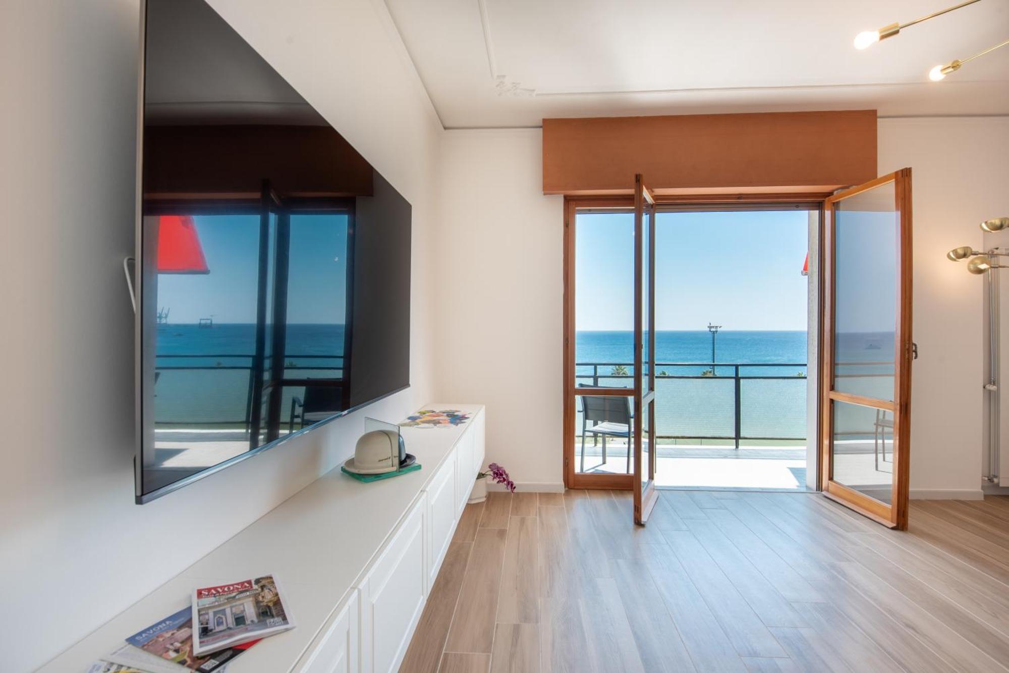 You And The Sea Apartment Savona Exterior foto