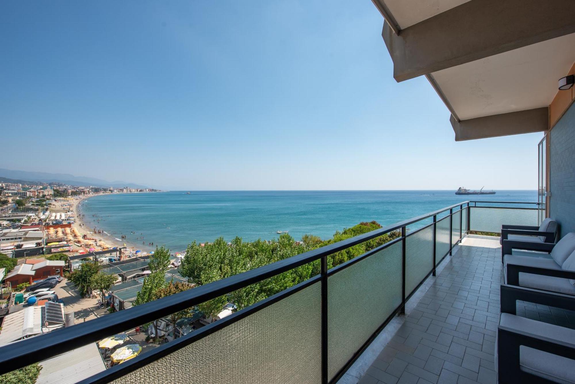 You And The Sea Apartment Savona Exterior foto